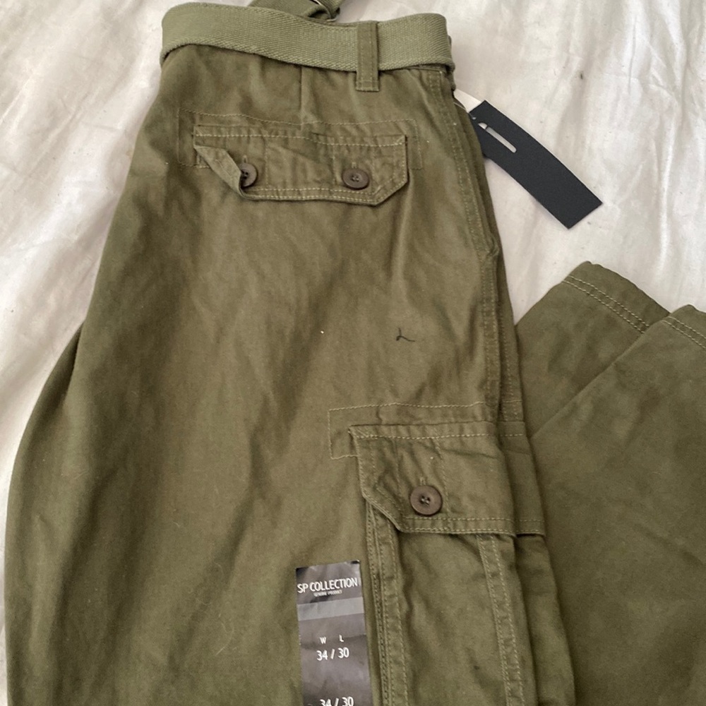 Green cargo pants